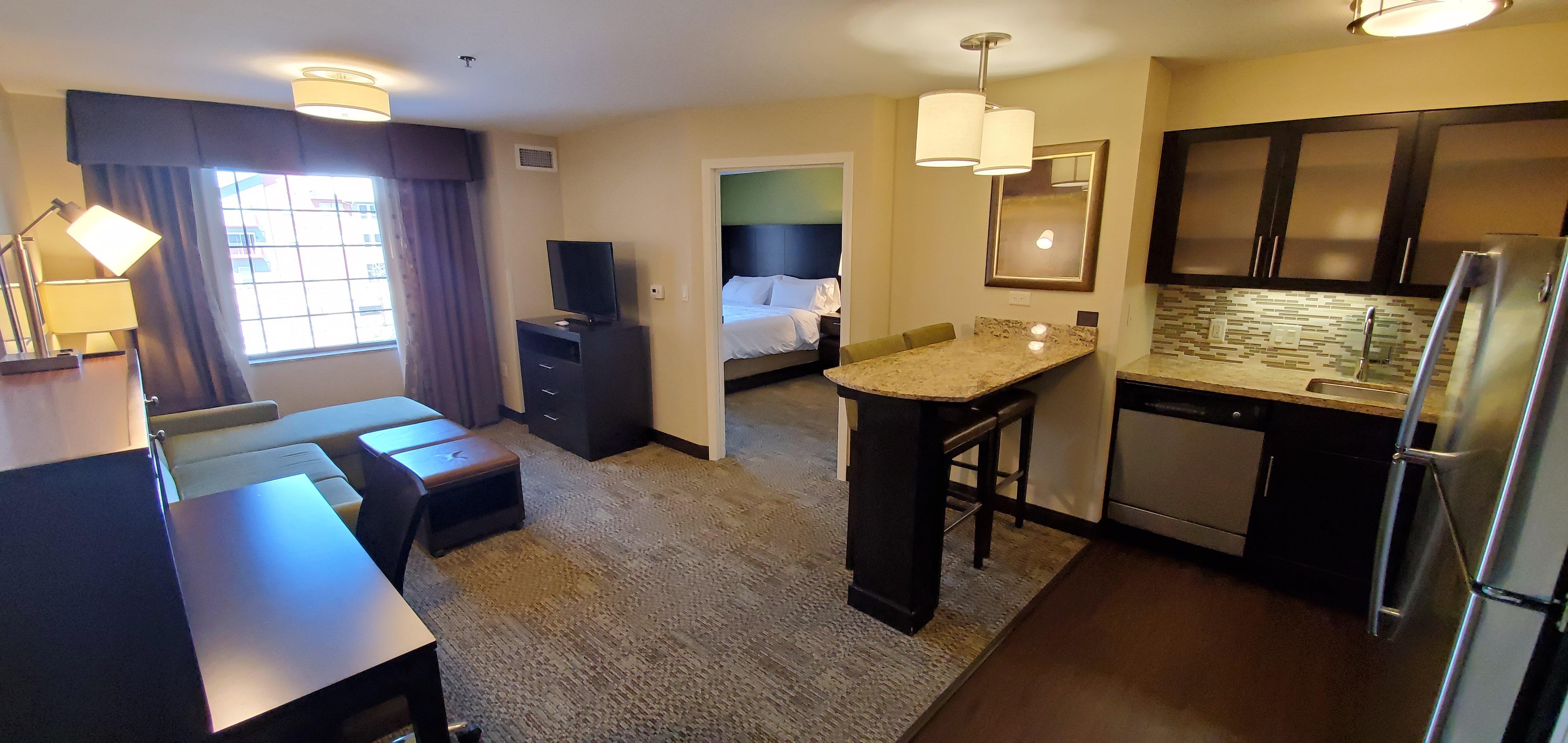 Staybridge Eau Claire - By Ihg Hotel