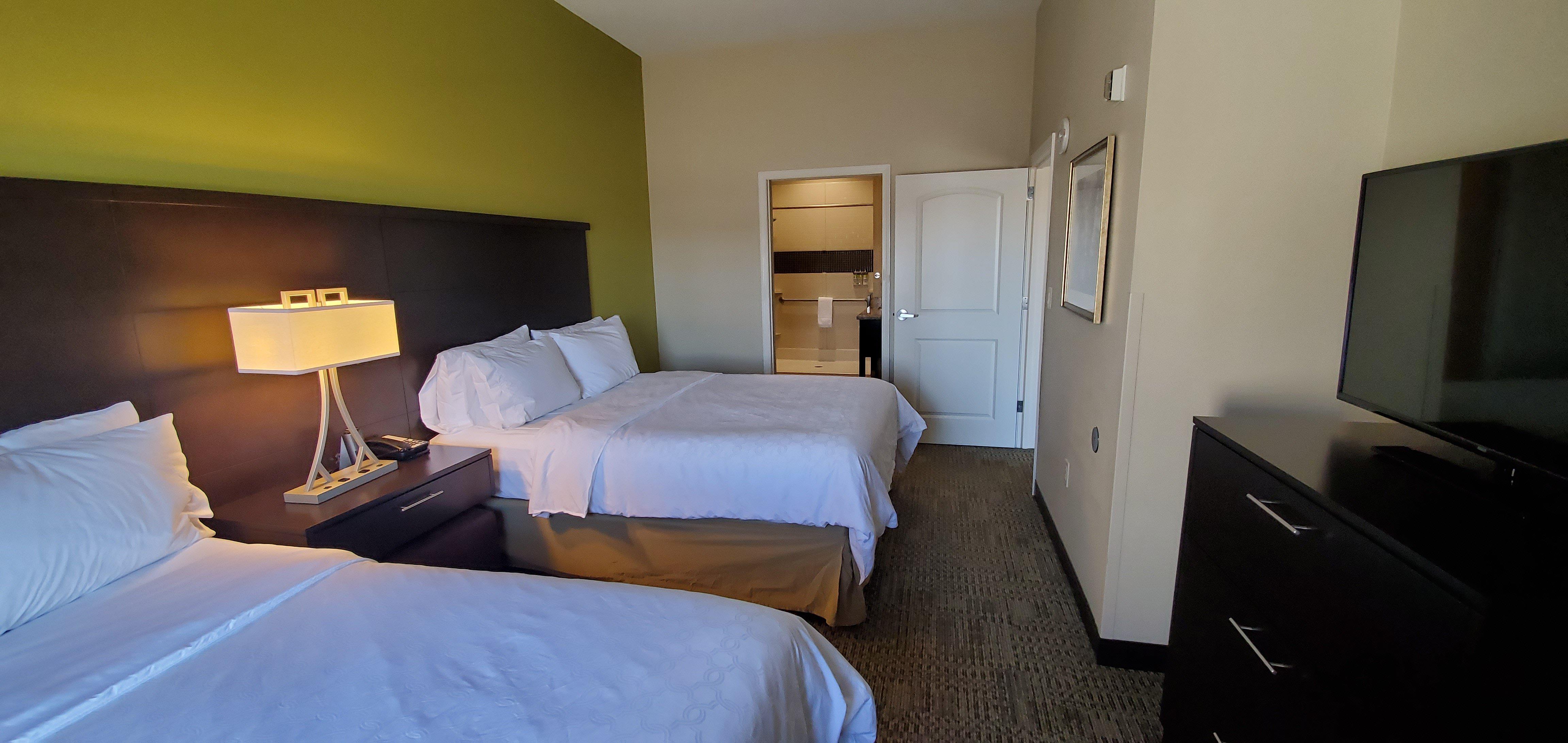 Staybridge Eau Claire - By Ihg Hotel 3*