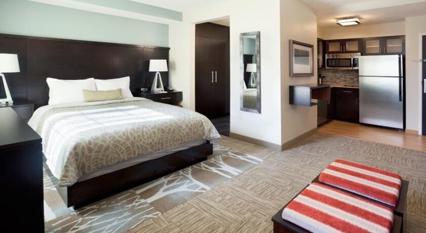 Staybridge Eau Claire - By Ihg Hotel